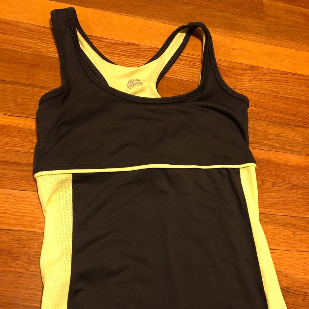 Workout tank top.